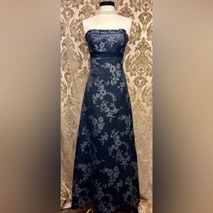 Elegant Charcoal Grey Strapless Floral Maxi Dress
